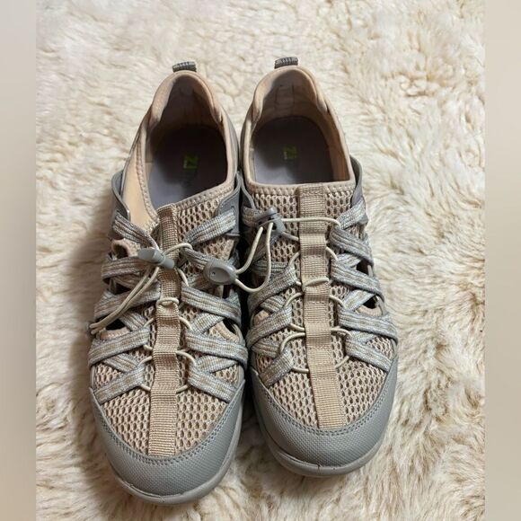 Zibu Paliza Slipon Sneakers in Gray and Tan size 11 - Picture 10 of 10